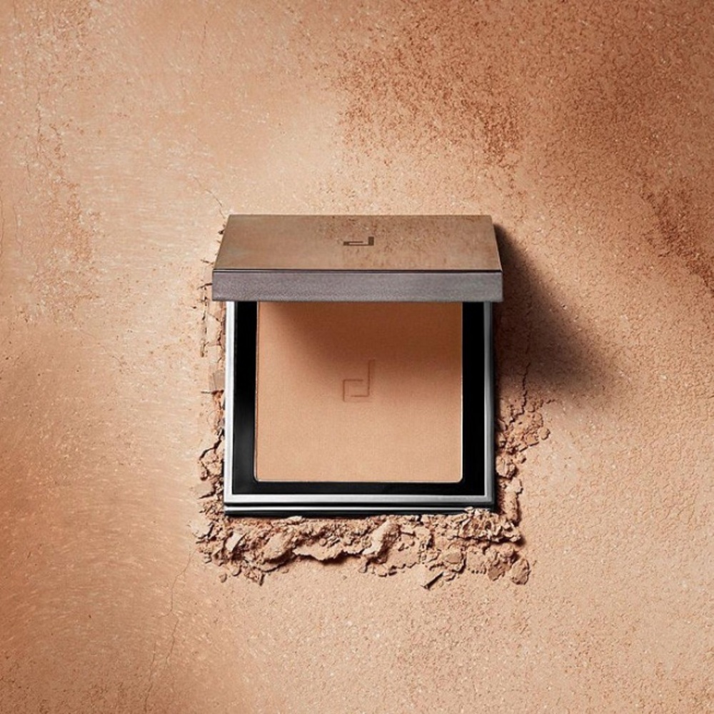 Luxury DOUCCE Cache Creme Powder Foundation - Color NM6 - Skincare - NeW - Picture 3 of 5